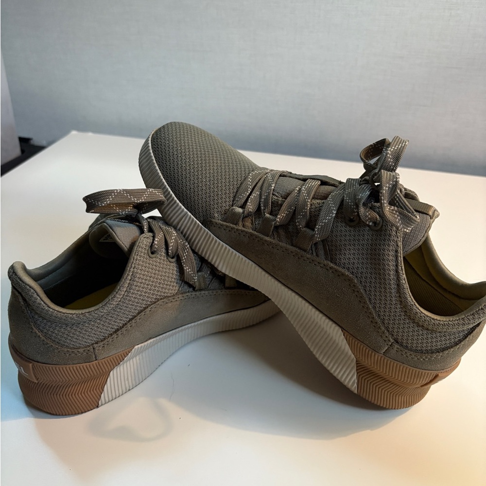 Sorel Brown Sneakers Modern Cushioned Design